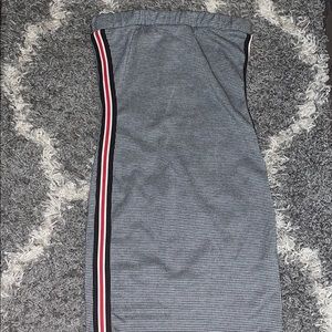 Strapless body fitting dress